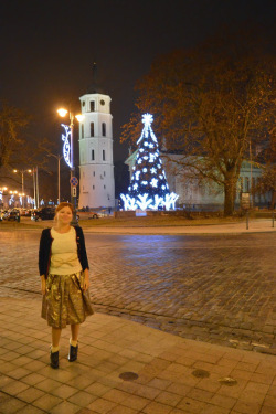 Outfits in Vilnius: Cu funda la curea