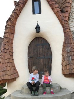Travel with kids: In Valea zanelor, la Castelul de lut