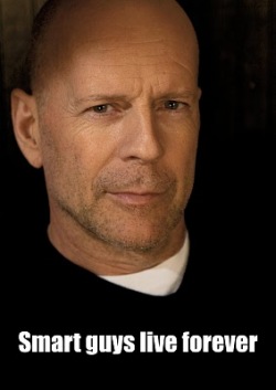
Beauty news: Bruce Willis isi lanseaza propriul parfum

